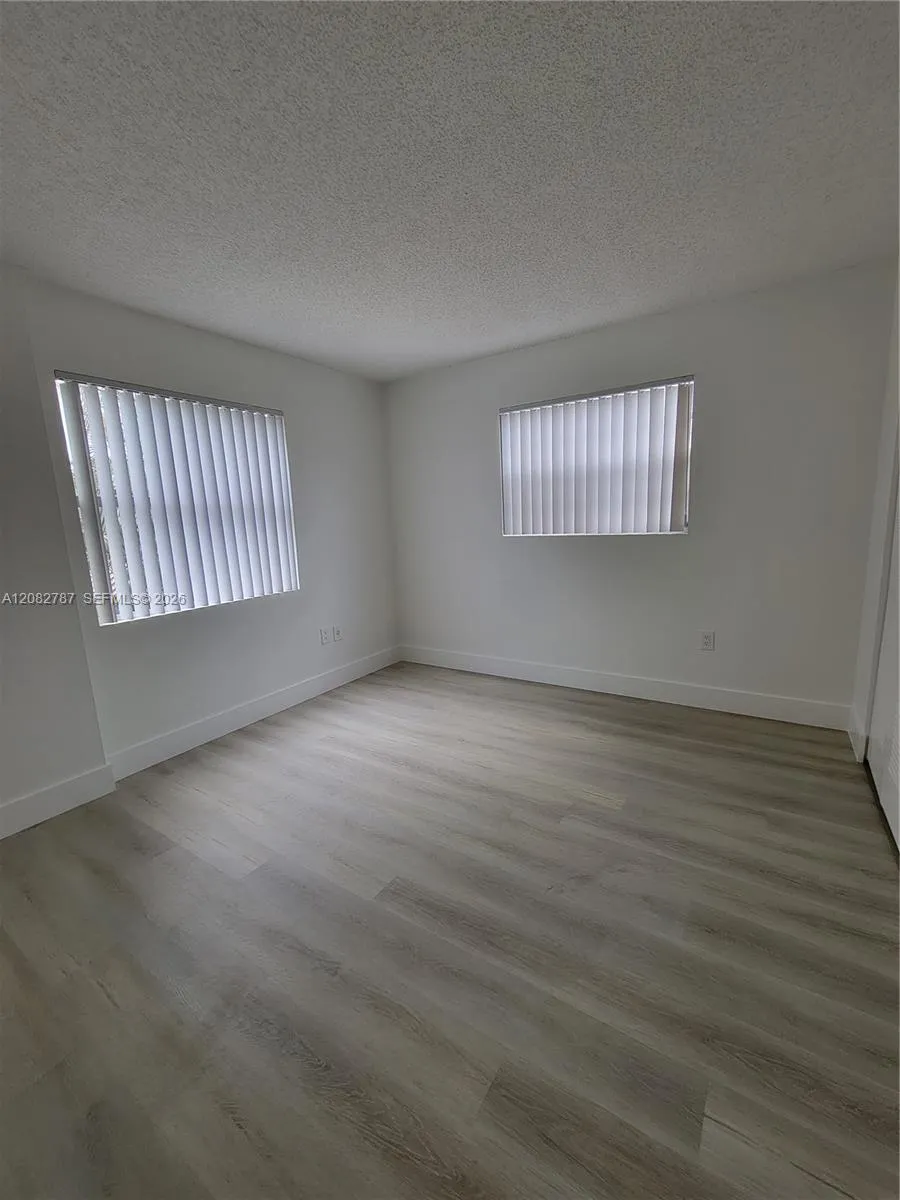 4600 SW 67th Ave #248 Miami, FL 33155