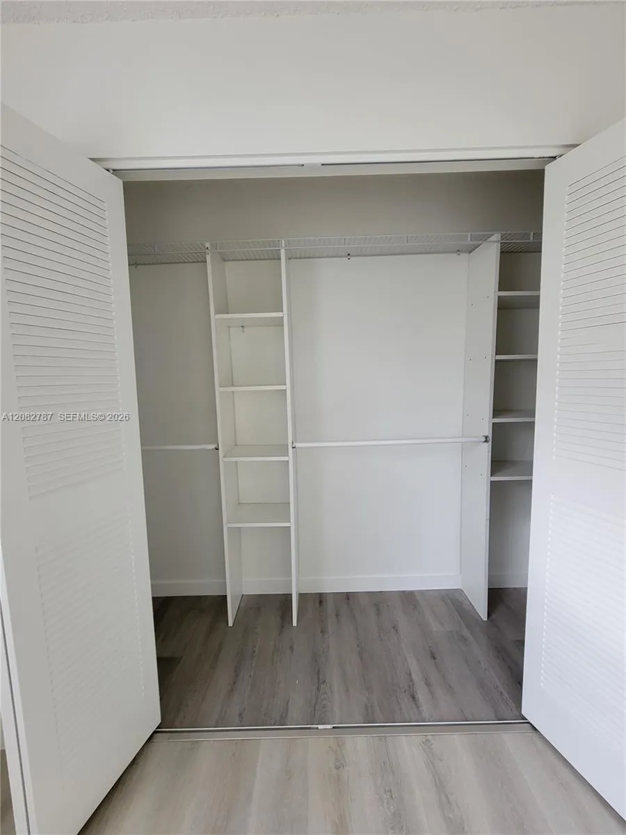 4600 SW 67th Ave #248 Miami, FL 33155
