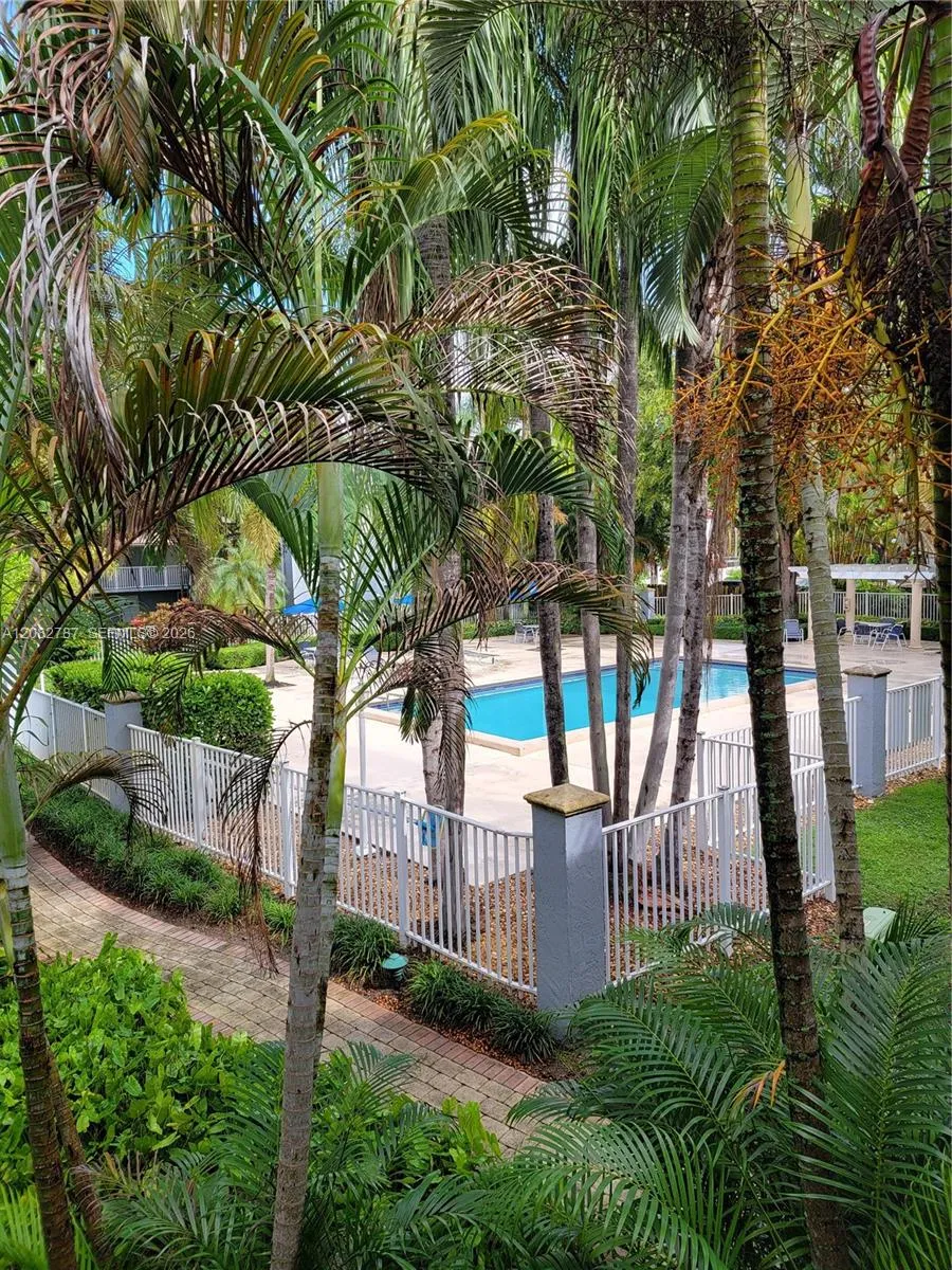 4600 SW 67th Ave #248 Miami, FL 33155