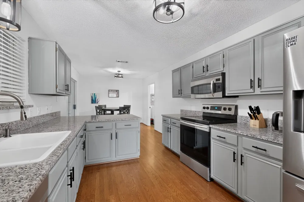 5313 Peach Tree Lane Sachse, TX 75048