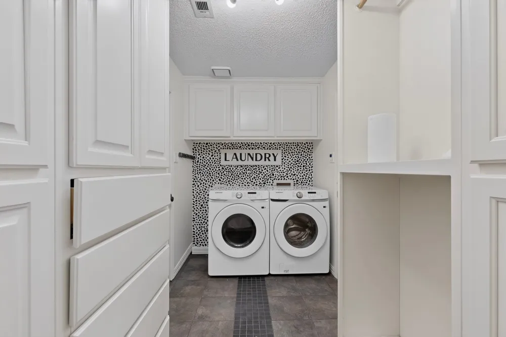 5313 Peach Tree Lane Sachse, TX 75048