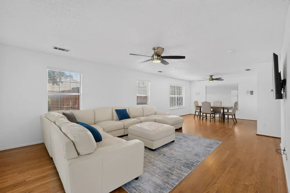 5313 Peach Tree Lane Sachse, TX 75048