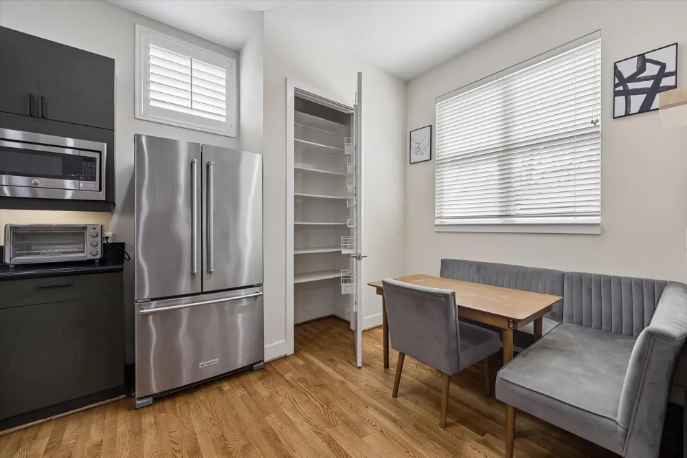 1406 Stanford Street #D Houston, TX 77019