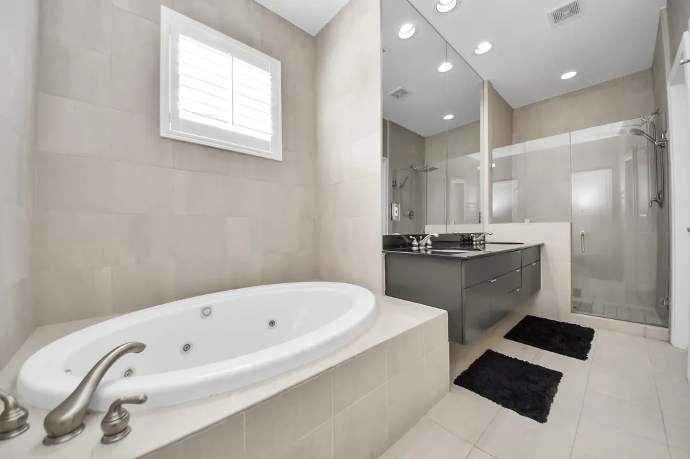 1406 Stanford Street #D Houston, TX 77019