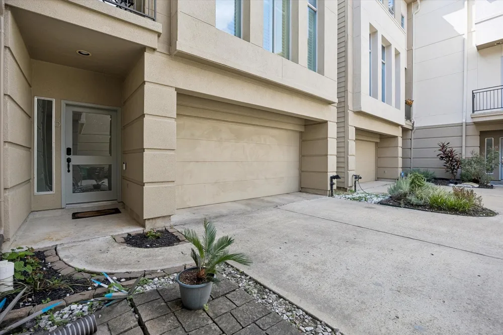 1406 Stanford Street #D Houston, TX 77019