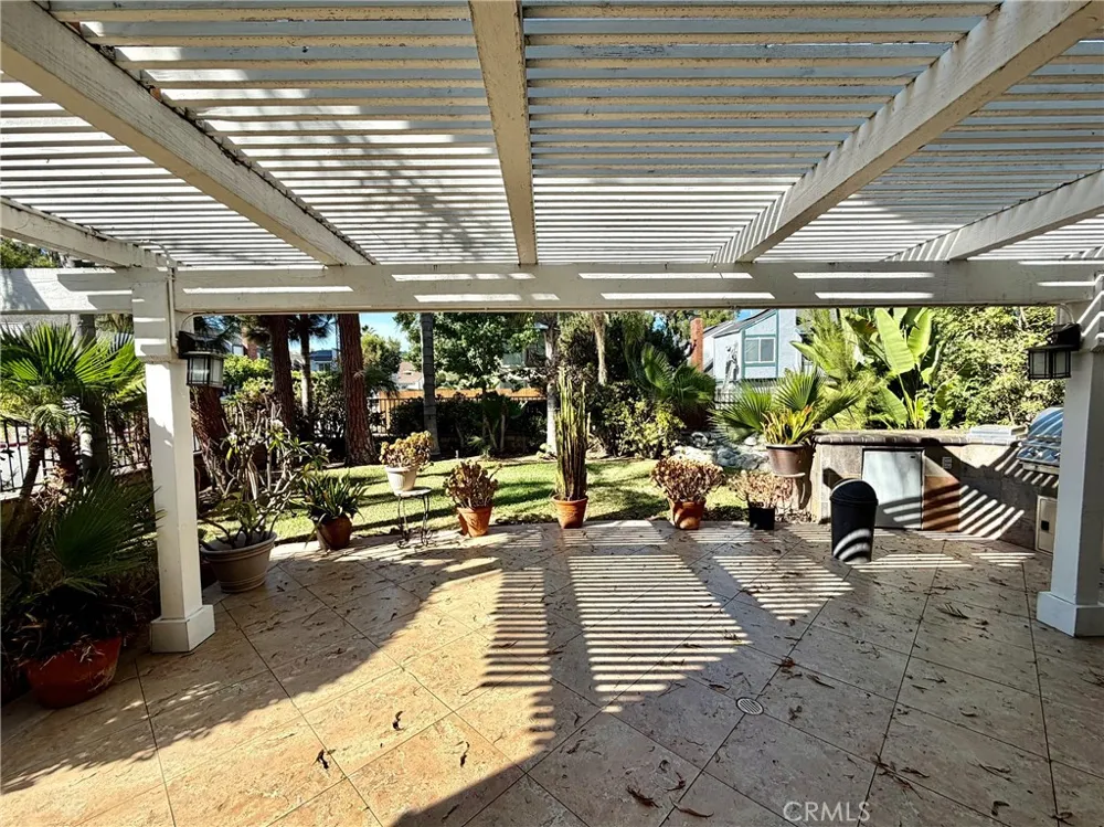 22661 Spring Lake Lane Lake Forest, CA 92630
