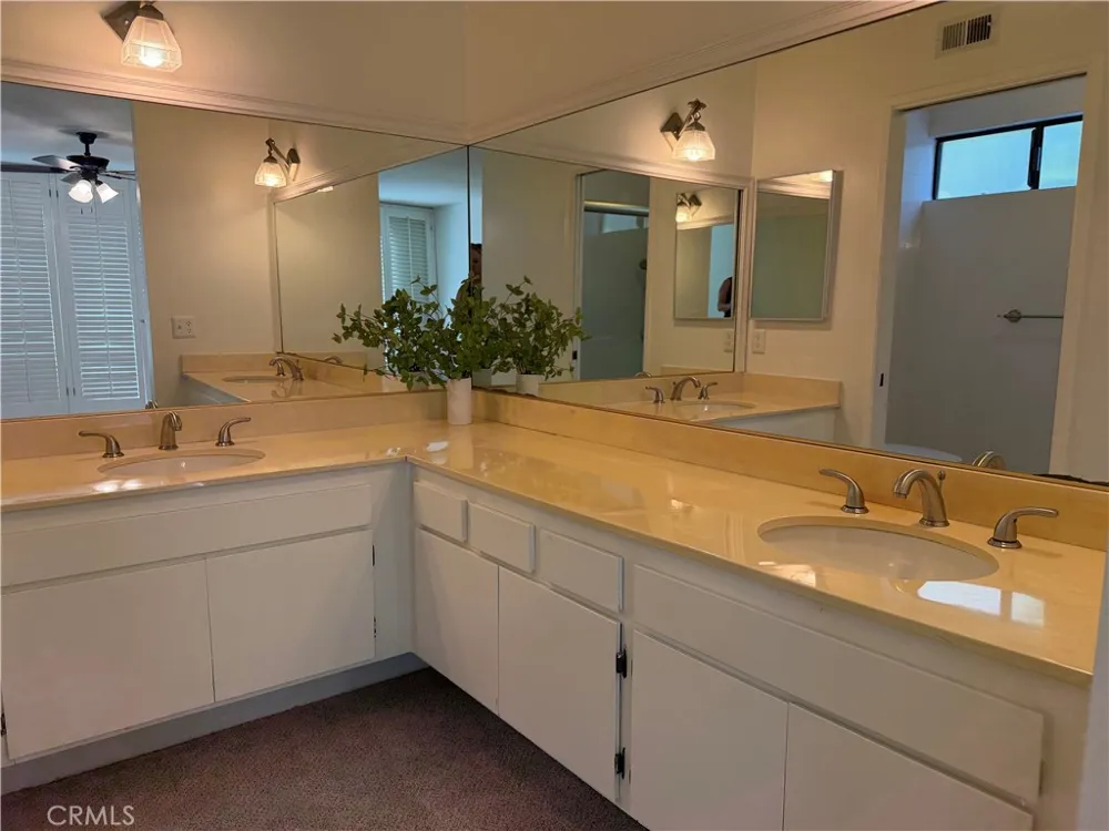 22661 Spring Lake Lane Lake Forest, CA 92630