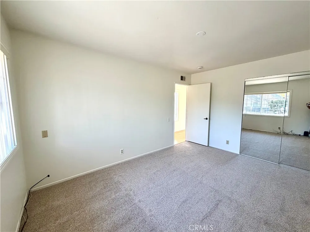 22661 Spring Lake Lane Lake Forest, CA 92630