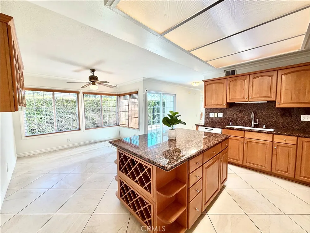 22661 Spring Lake Lane Lake Forest, CA 92630