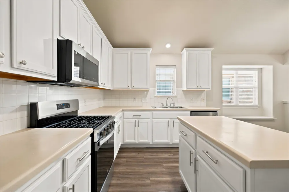 2020 Rachel Lane Round Rock, TX 78664