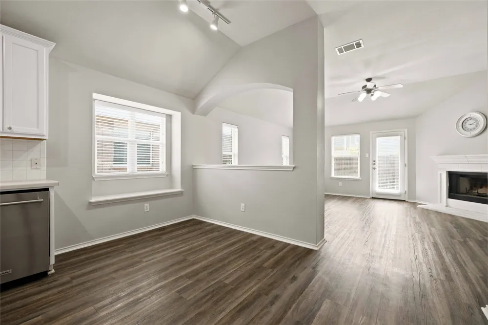 2020 Rachel Lane Round Rock, TX 78664