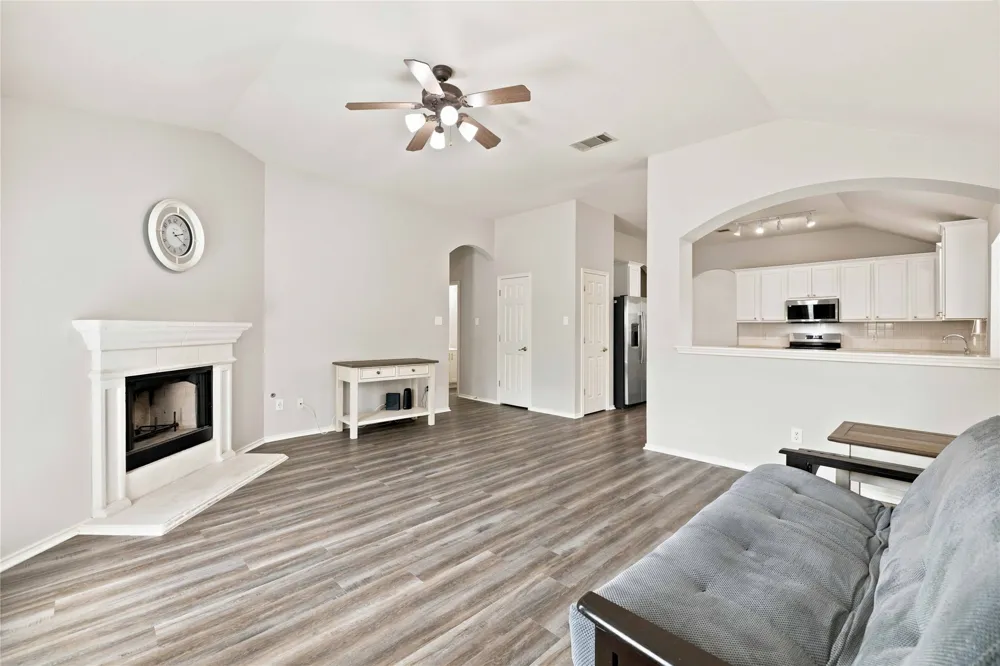 2020 Rachel Lane Round Rock, TX 78664