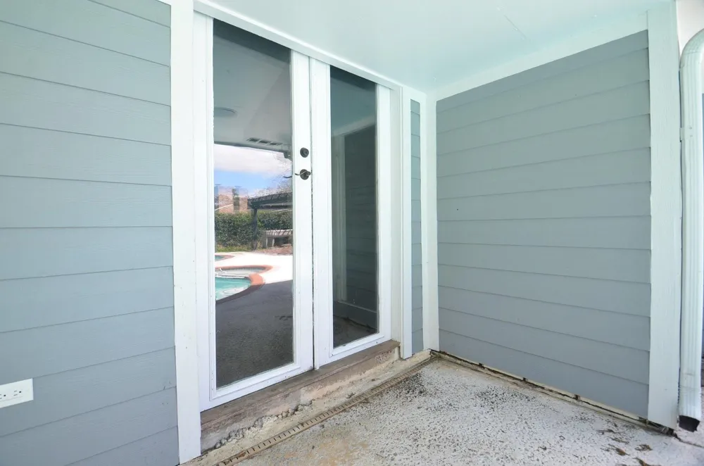 2711 Williamsburg Drive Dickinson, TX 77539