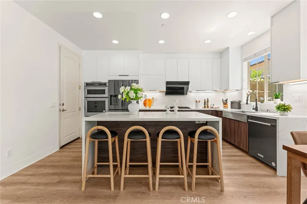127 Bright Poppy Irvine, CA 92618