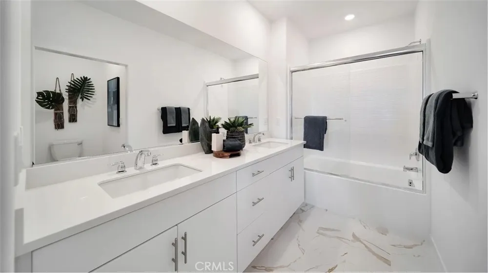 3158 Homestead Paseo Ontario, CA 91761