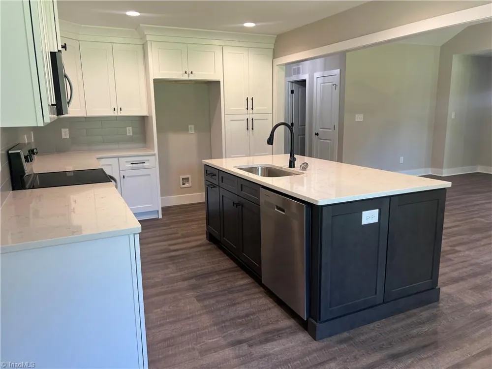 125 Albertson Road Thomasville, NC 27360
