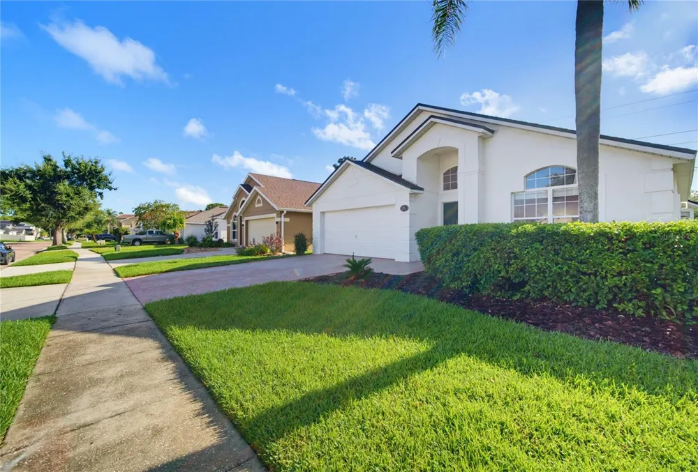 5251 LOS PALMA VISTA DRIVE Orlando, FL 32837