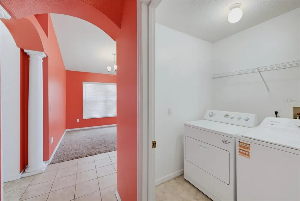 5251 LOS PALMA VISTA DRIVE Orlando, FL 32837