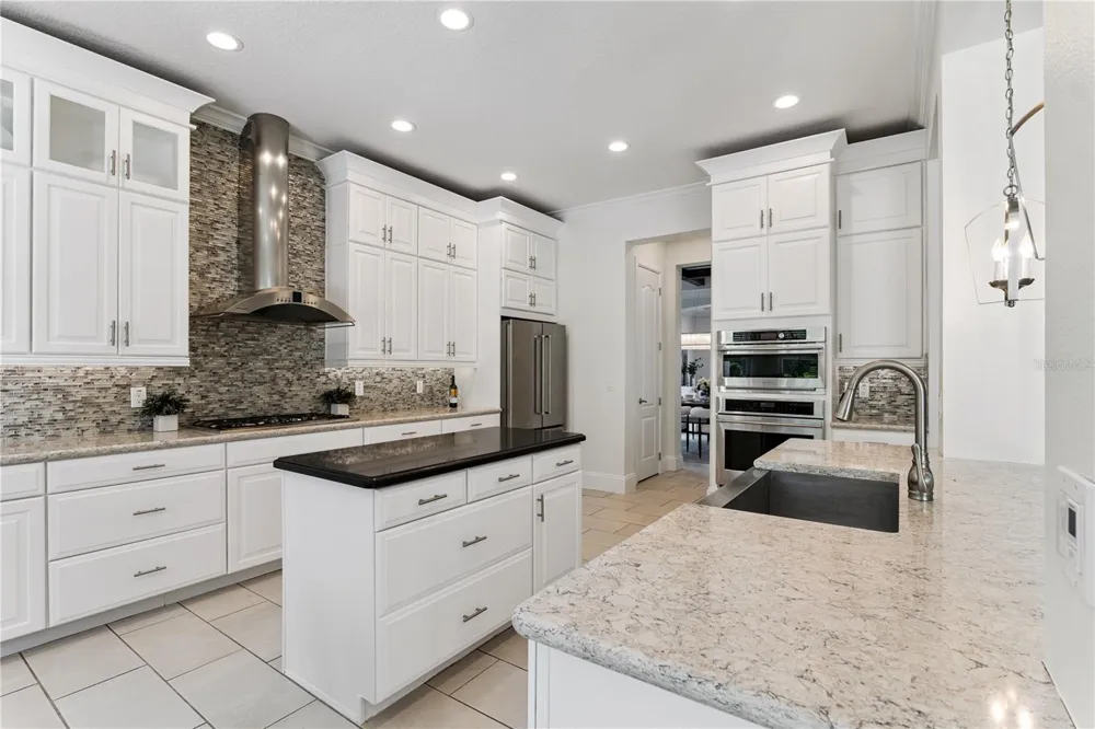 13085 UPPER HARDEN AVENUE Orlando, FL 32827