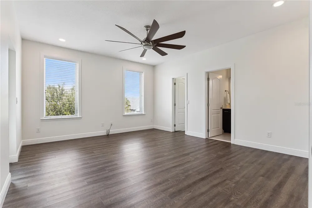 13085 UPPER HARDEN AVENUE Orlando, FL 32827