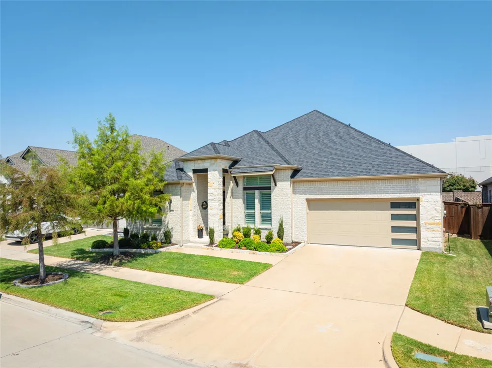 1012 Terra Vista Drive Allen, TX 75013