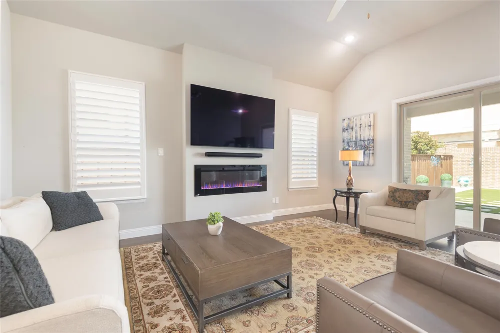 1012 Terra Vista Drive Allen, TX 75013