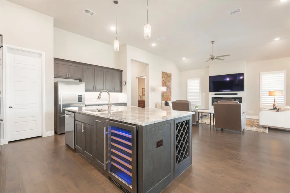 1012 Terra Vista Drive Allen, TX 75013