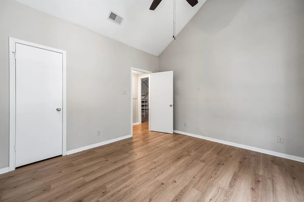 4144 Greystone Way #105 Sugar Land, TX 77479