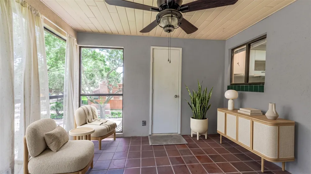 4144 Greystone Way #105 Sugar Land, TX 77479