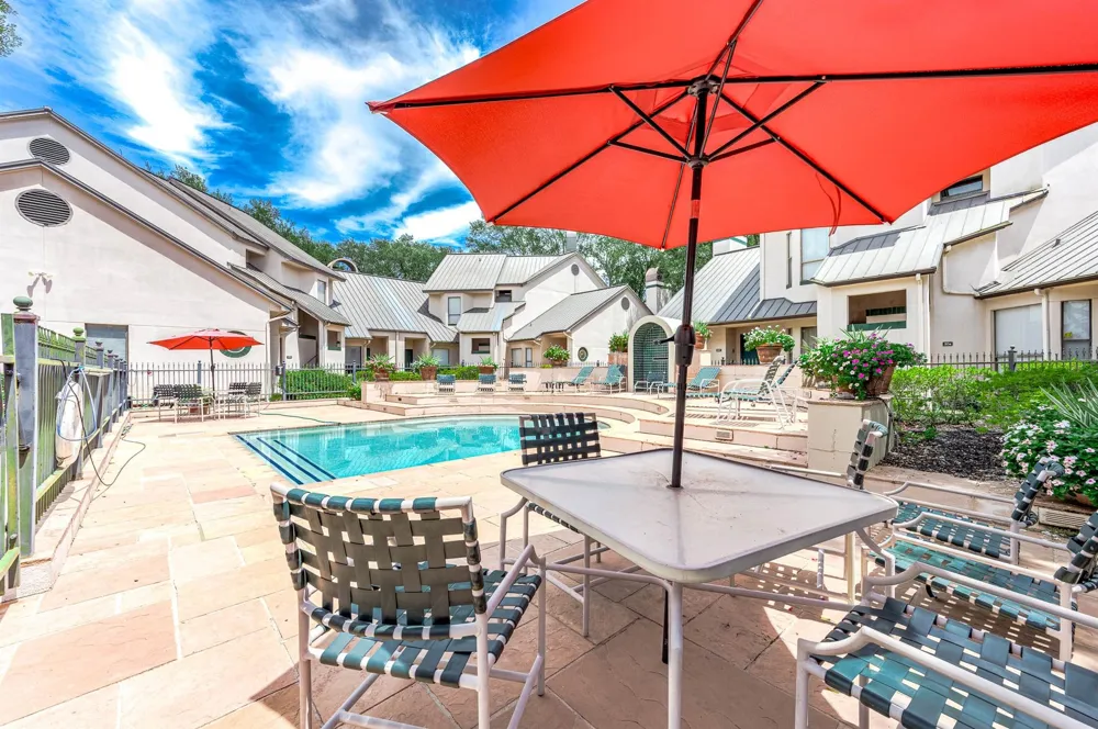 4144 Greystone Way #105 Sugar Land, TX 77479