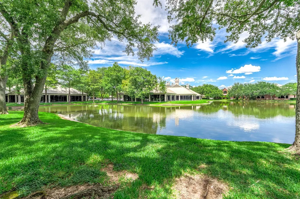 4144 Greystone Way #105 Sugar Land, TX 77479