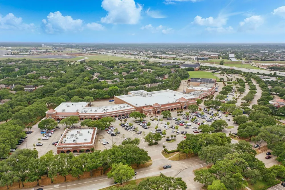 4144 Greystone Way #105 Sugar Land, TX 77479