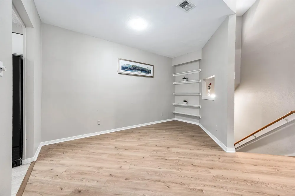 4144 Greystone Way #105 Sugar Land, TX 77479