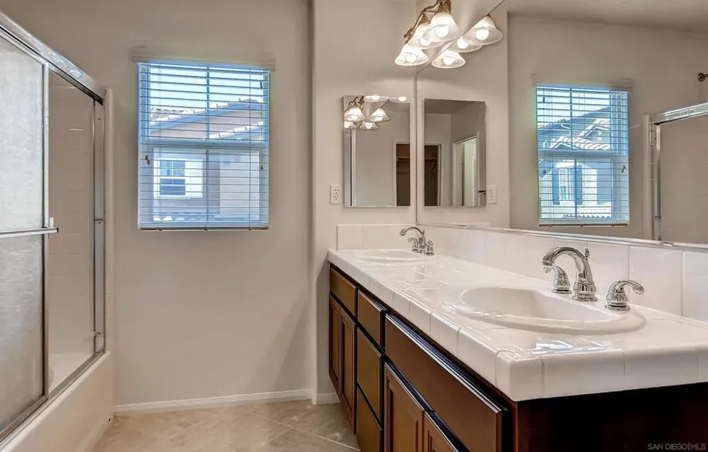10429 Whitcomb Way #128 San Diego, CA 92127
