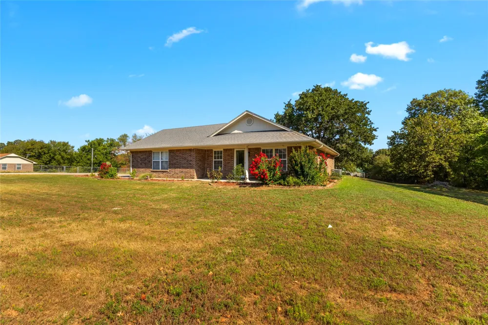 108285 Gar Place Checotah, OK 74426
