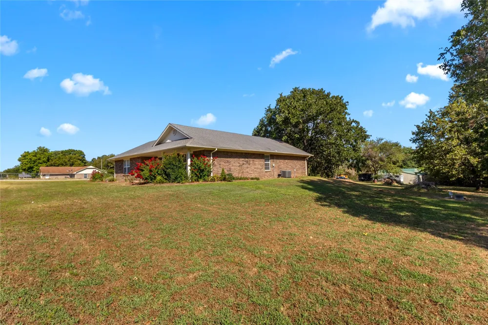 108285 Gar Place Checotah, OK 74426