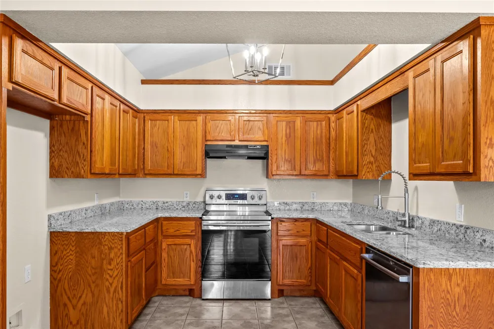 108285 Gar Place Checotah, OK 74426