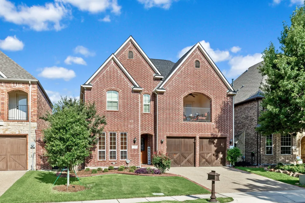 37 Bass Pond Drive Frisco, TX 75034
