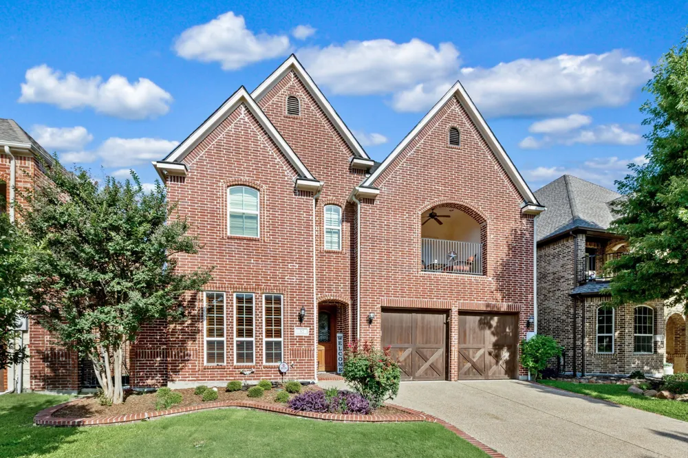 37 Bass Pond Drive Frisco, TX 75034