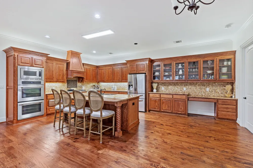 37 Bass Pond Drive Frisco, TX 75034