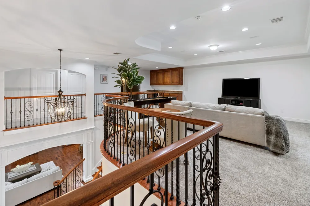 37 Bass Pond Drive Frisco, TX 75034