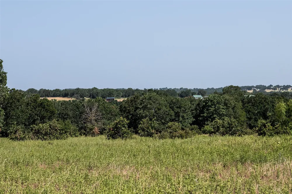 148 Private Road 169 Sunset, TX 76270