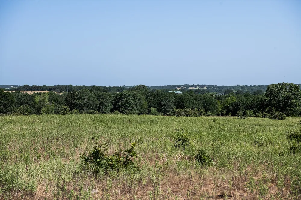 148 Private Road 169 Sunset, TX 76270