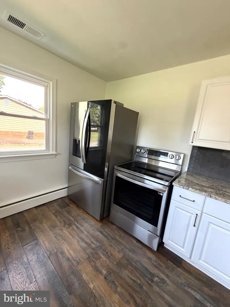 10112 S GRANT AVENUE Manassas, VA 20110
