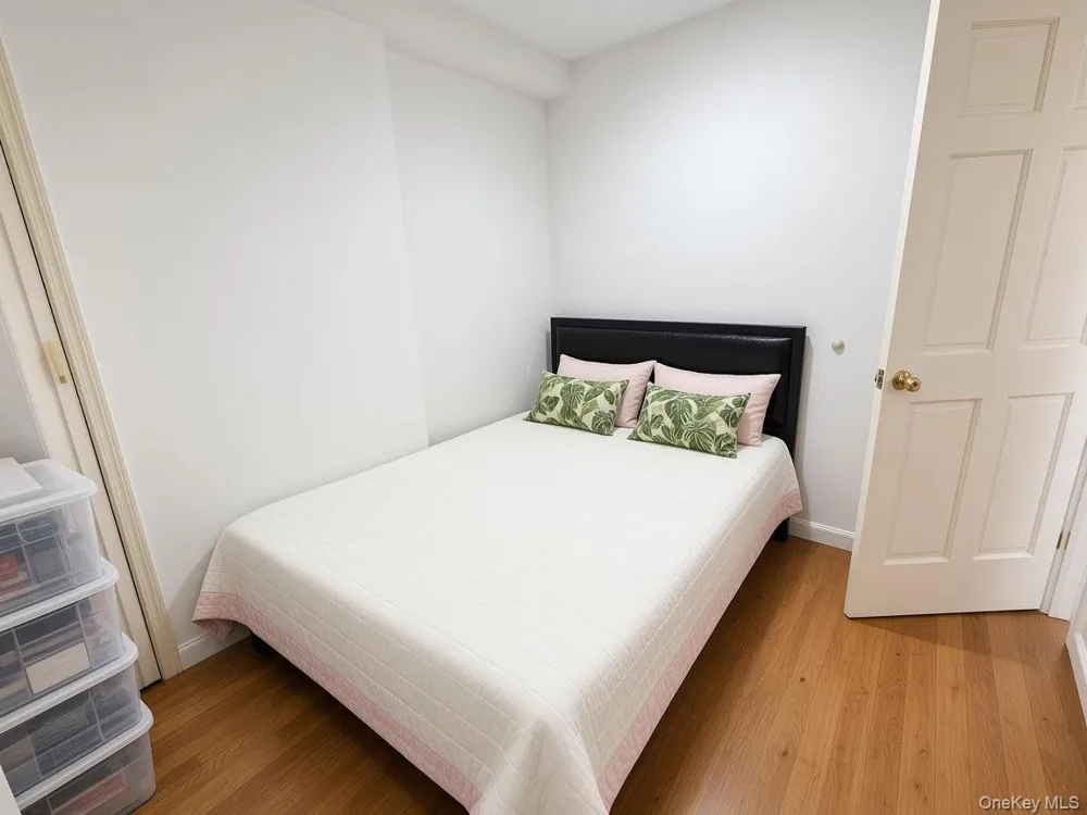 141-05 Cherry Avenue #6A Flushing, NY 11355