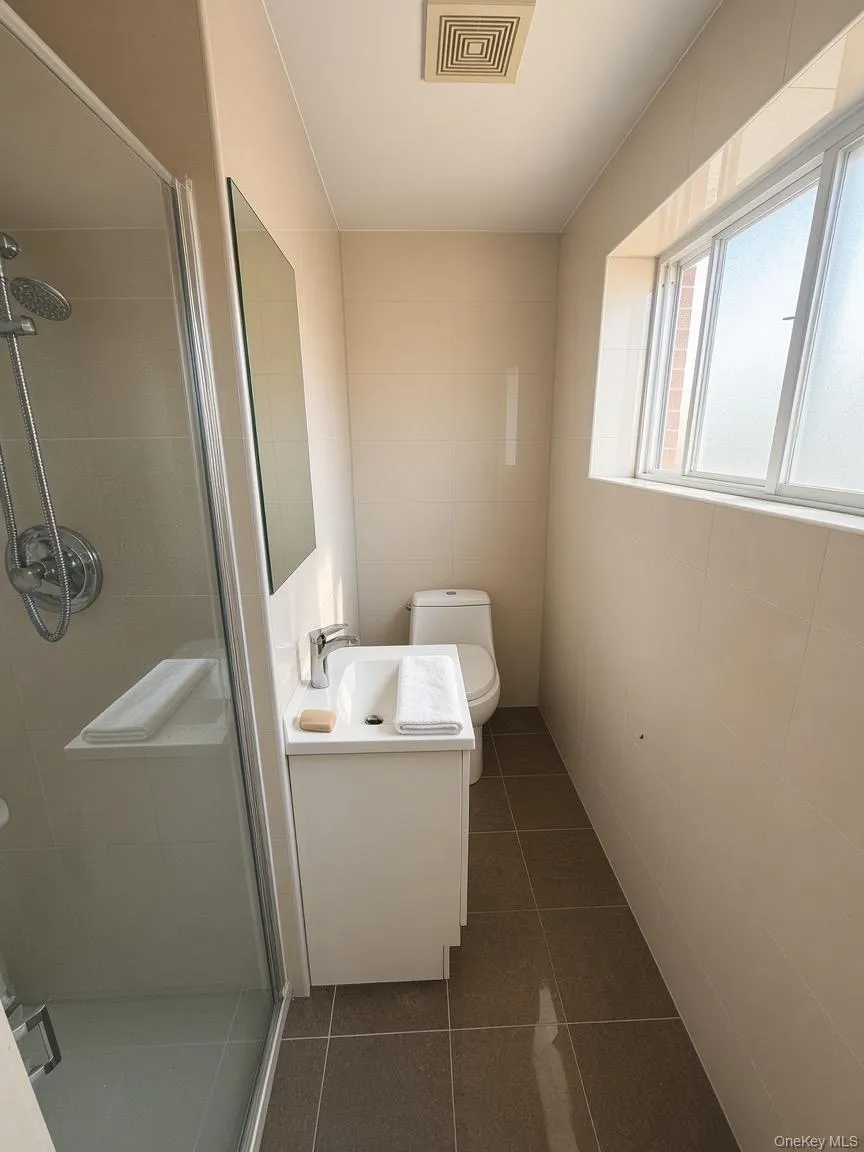 141-05 Cherry Avenue #6A Flushing, NY 11355