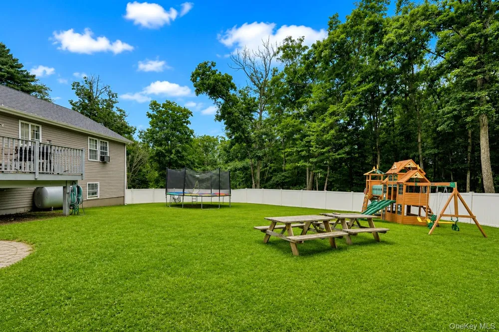 23 Hazelwood Road Wurtsboro, NY 12790