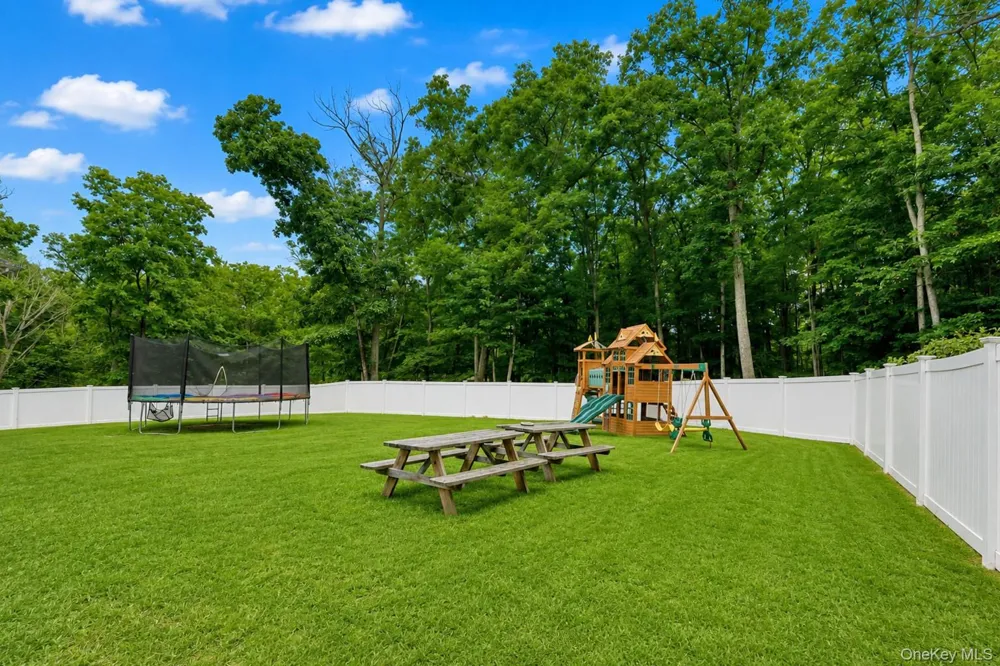 23 Hazelwood Road Wurtsboro, NY 12790
