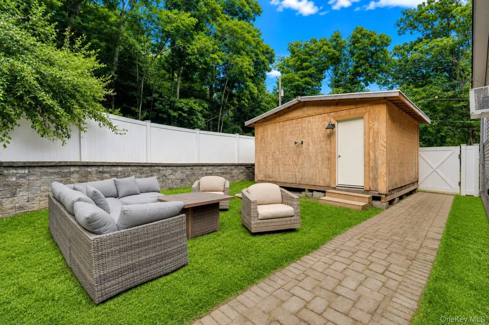 23 Hazelwood Road Wurtsboro, NY 12790