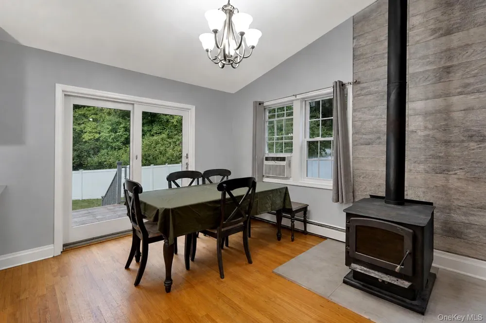 23 Hazelwood Road Wurtsboro, NY 12790